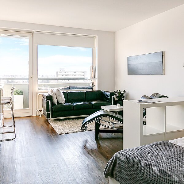 Solln: Apartment mit Stadt- und Alpenblick