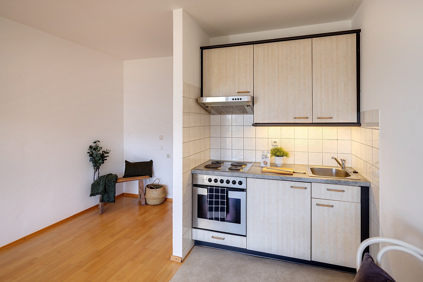 Etagenwohnung mit 1 Zimmer | Herrsching am Ammersee | 2302ML2 | Koch- & Essbereich