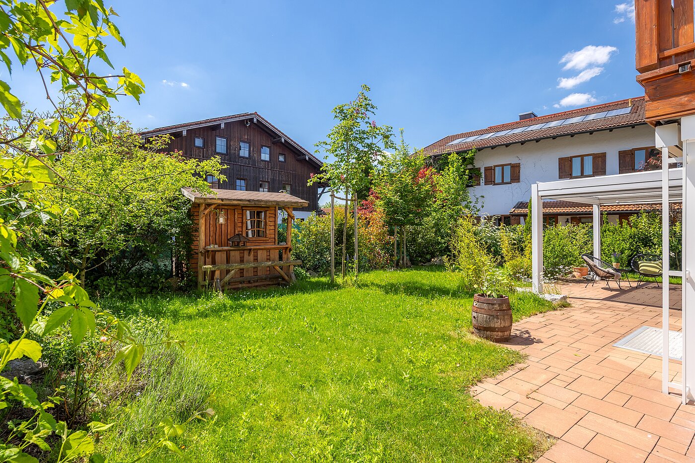 Besondere Immobilie mit 8 Zimmern | 70406 | Garten