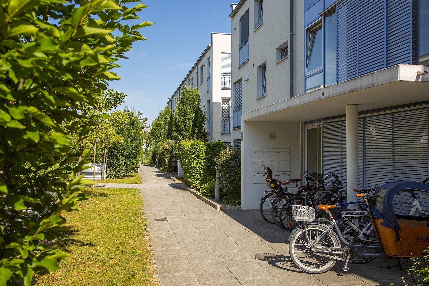 Etagenwohnung mit 3 Zimmern | München-Riem | 1906ML3 | ... Außenanlagen