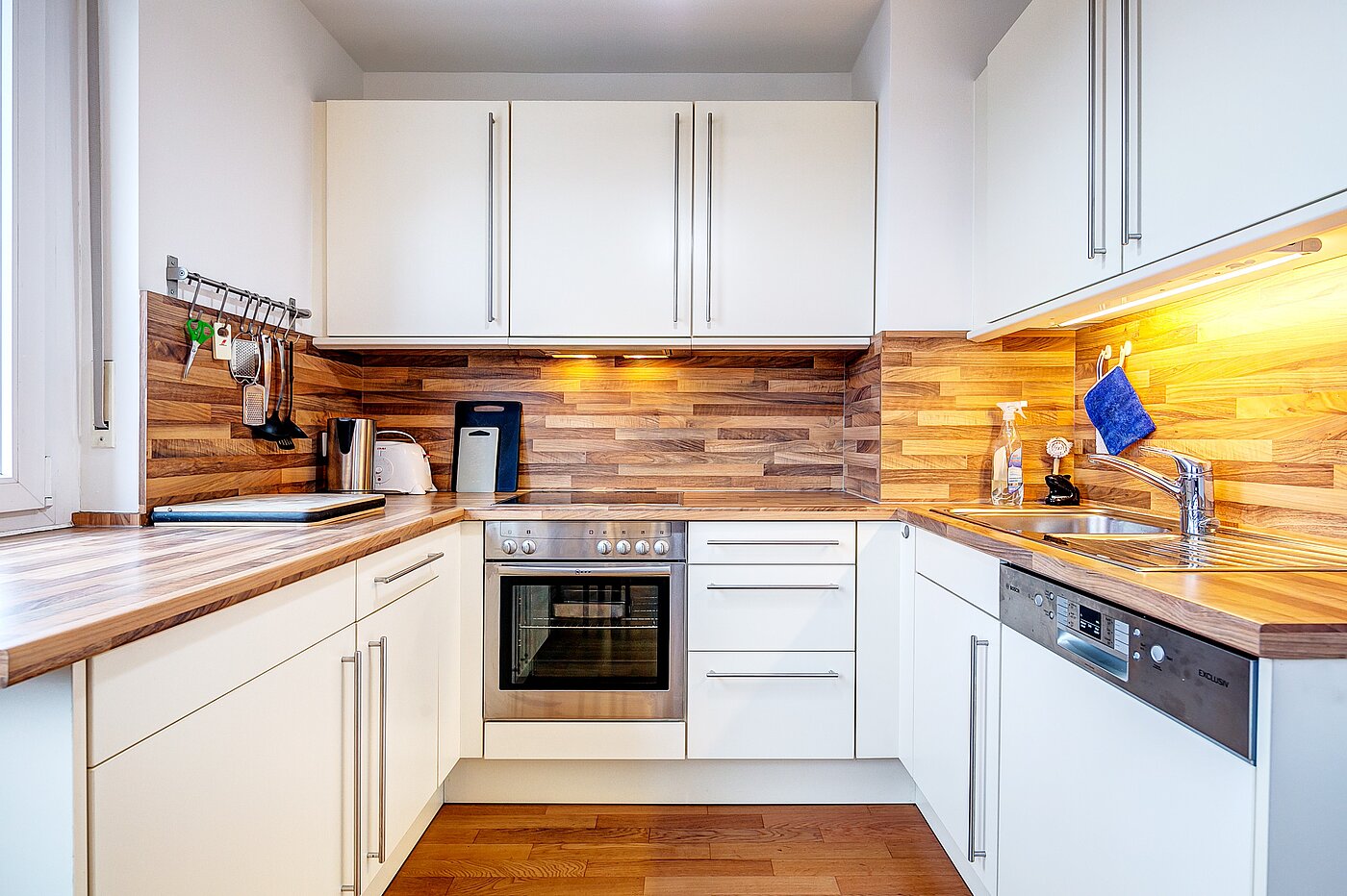 Etagenwohnung mit 2.5 Zimmern | 70020 | Voll eingerichtete Einbauküche...