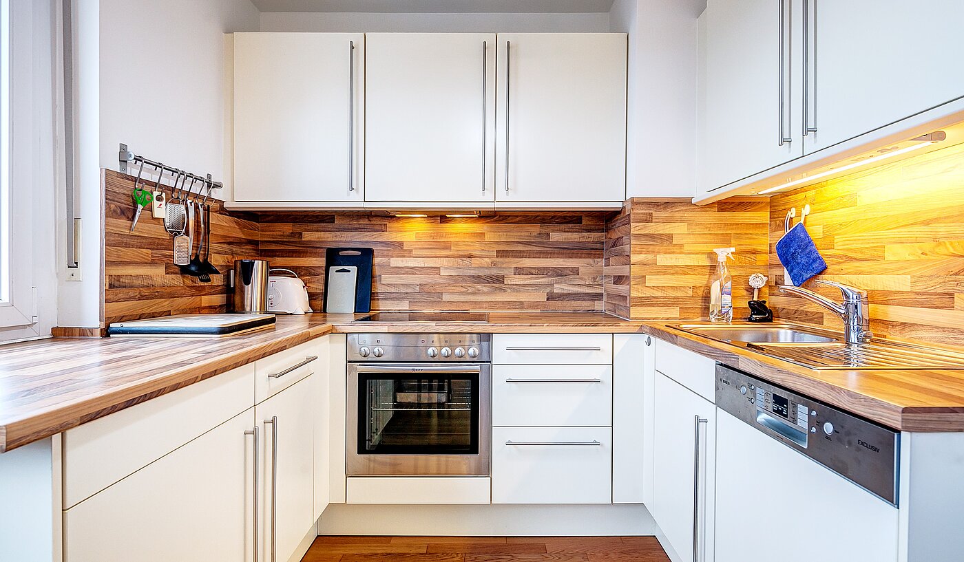 Etagenwohnung mit 2.5 Zimmern | 70020 | Voll eingerichtete Einbauküche...