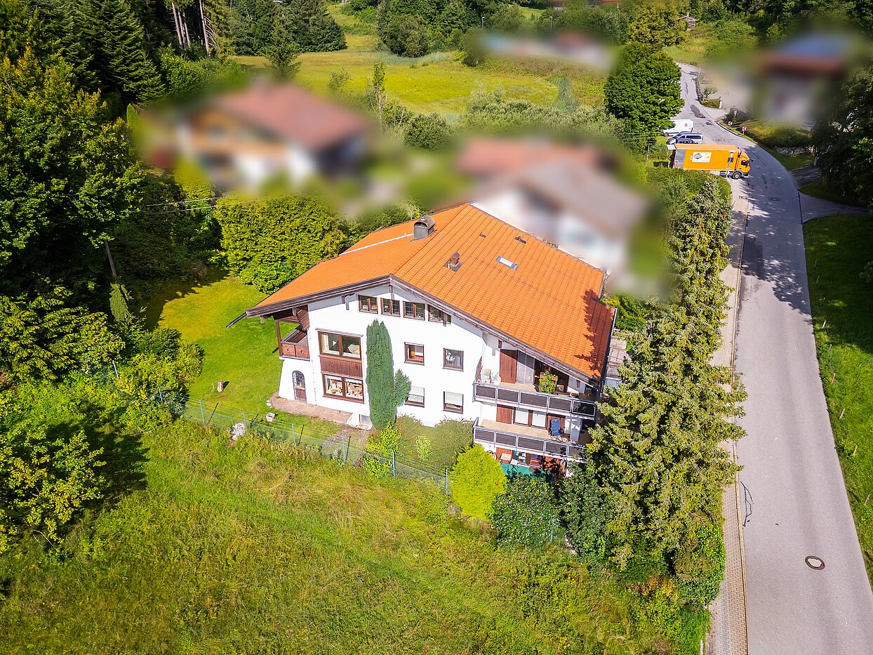 Mehrfamilienhaus mit 10 Zimmern | Bad Wiessee | 70212 | Luftaufnahme...