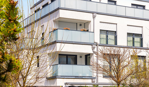 Penthouse mit 2 Zimmern | München-Bogenhausen | 70385 | ...umlaufender Terrasse...