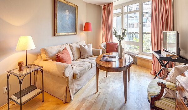 Etagenwohnung mit 1.5 Zimmern | München-Maxvorstadt | 70480 | Wohnzimmer