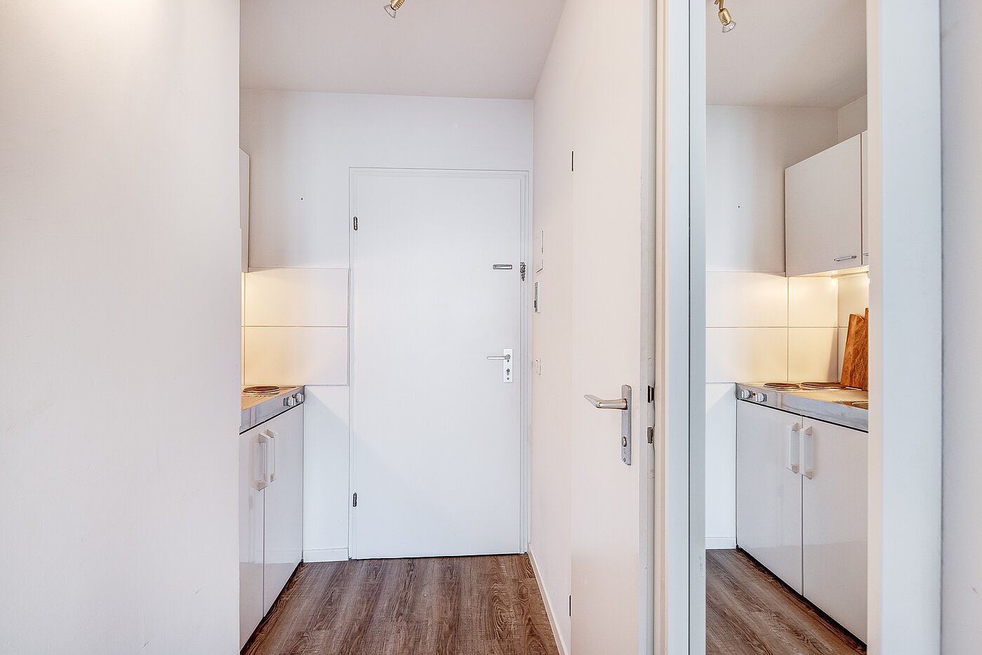 Etagenwohnung mit 1 Zimmer | München-Maxvorstadt | 2110ML7 | Flur