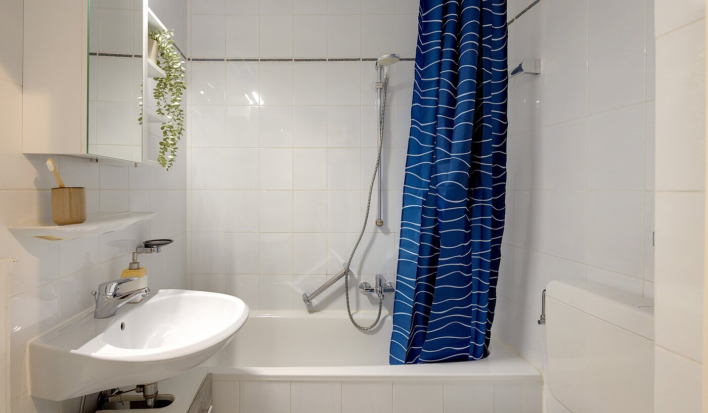 Apartment mit 1 Zimmer | München-Sendling-Westpark | 70395 | ...Wanne