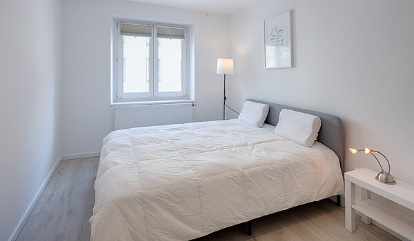 Etagenwohnung mit 2 Zimmern | München-Sendling | 70414 | Großes Bett