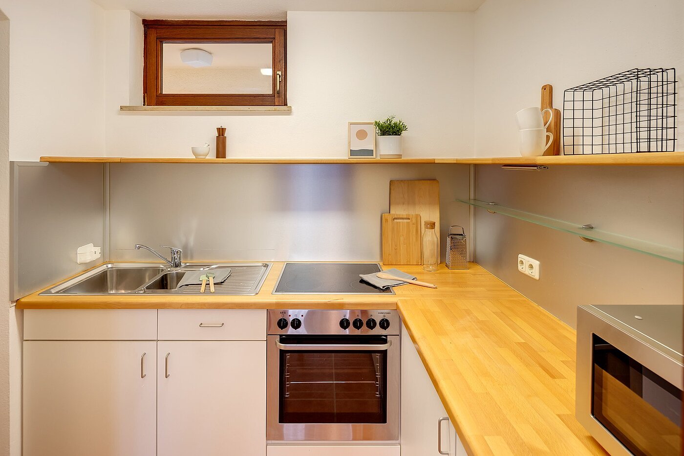 Etagenwohnung mit 2 Zimmern | München-Neuhausen | 2012ML5 | Separate Küche...