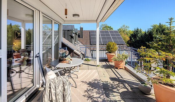 Dachgeschosswohnung mit 3 Zimmern | 70501 | Sonnige...