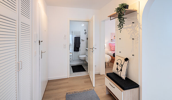 Etagenwohnung mit 2 Zimmern | München-Sendling-Westpark | 70413 | ...und Zugang zum...
