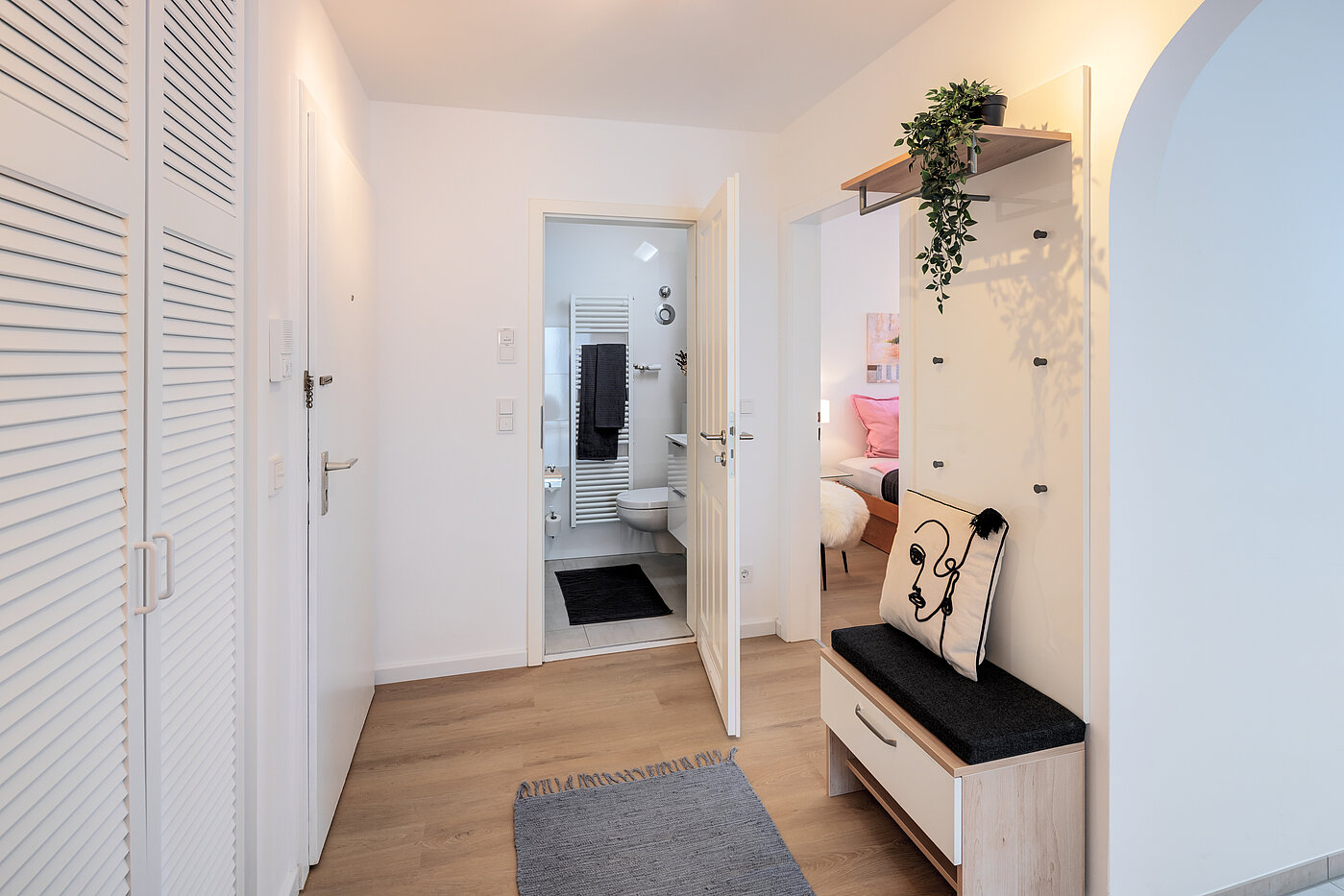 Etagenwohnung mit 2 Zimmern | München-Sendling-Westpark | 70413 | ...und Zugang zum...