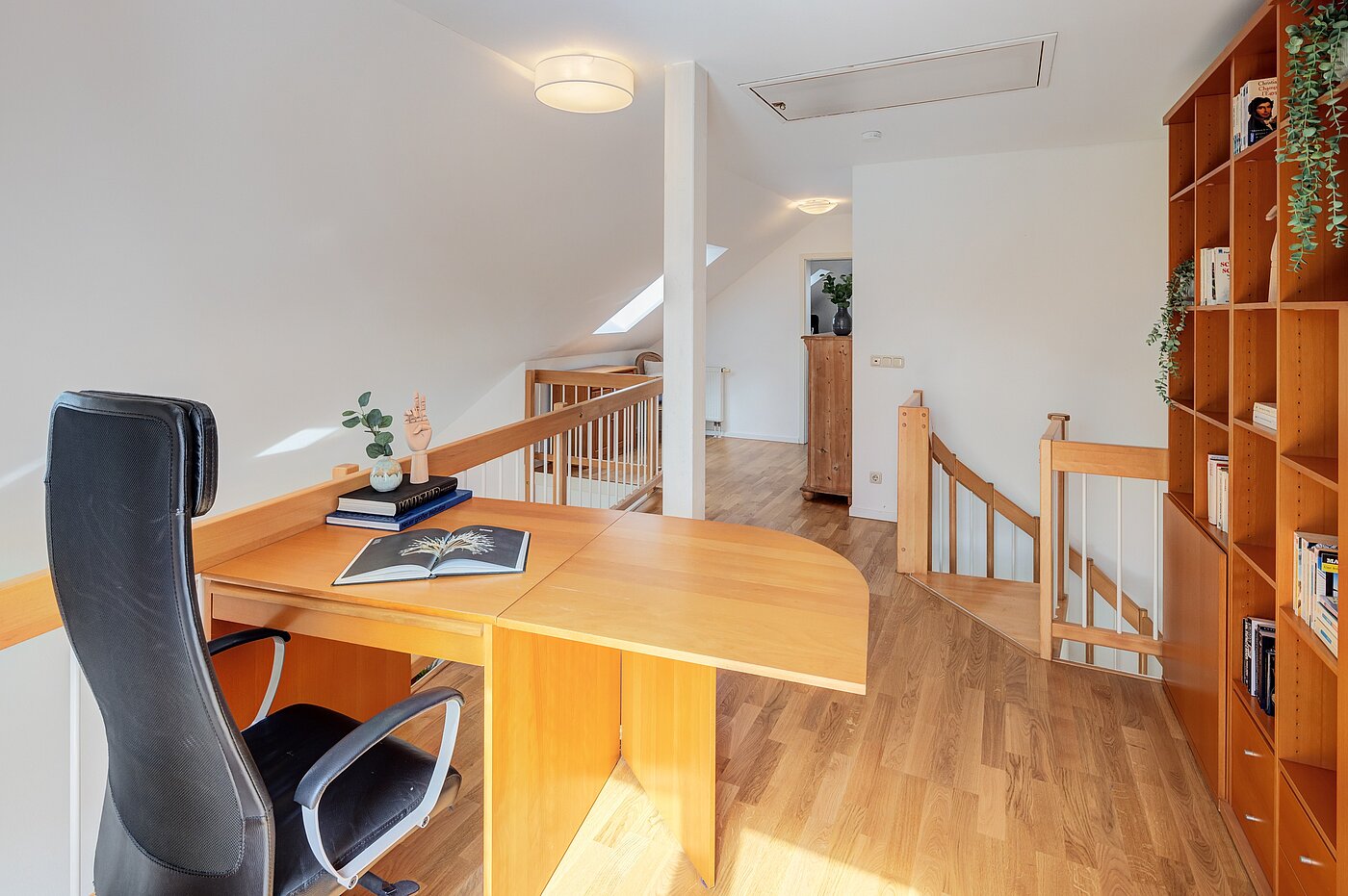 Maisonettewohnung mit 3.5 Zimmern | München-Trudering | 70238 | Arbeiten auf der Galerie