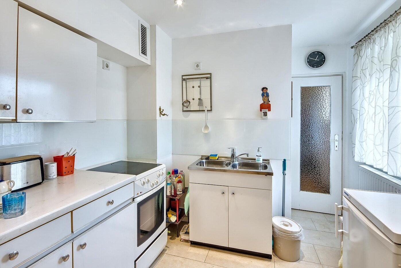 Einfamilienhaus mit 8 Zimmern | 70229 | Küche mit...