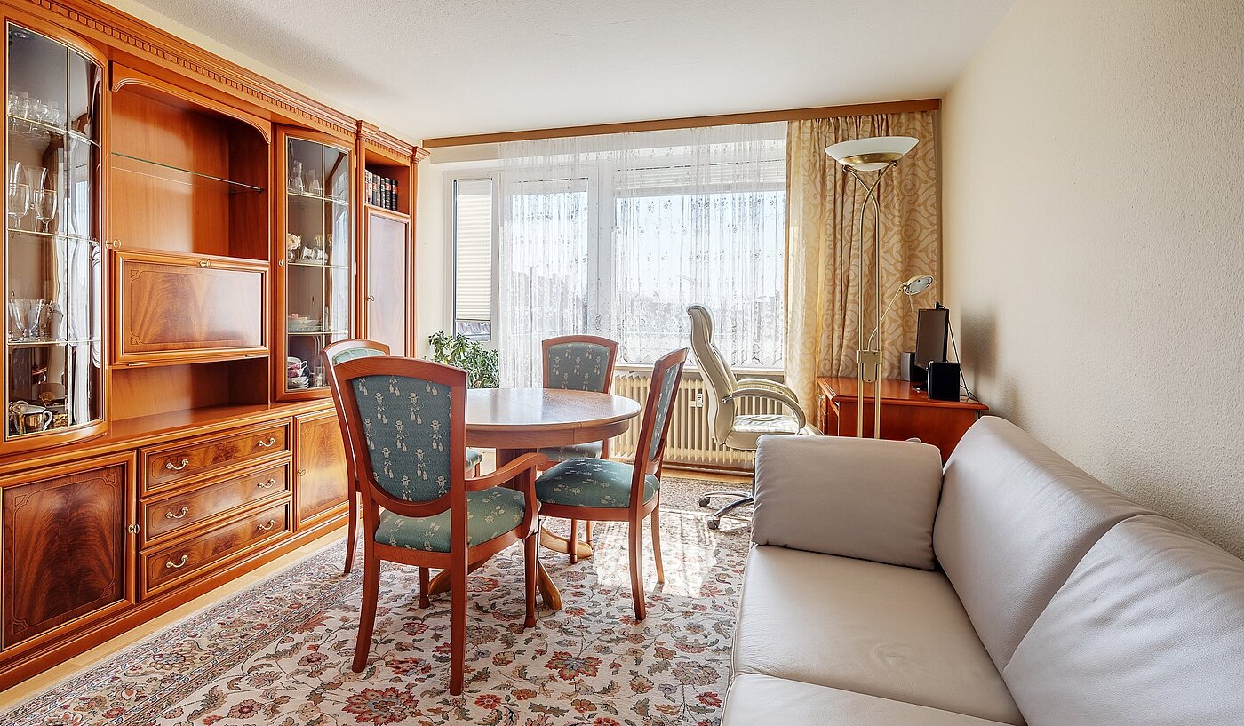 Etagenwohnung mit 2 Zimmern | München-Sendling-Westpark | 2003ML10 | Helles Wohnzimmer...