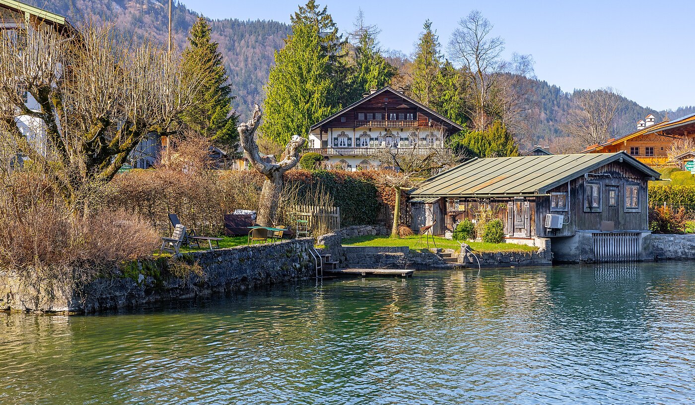 Mehrfamilienhaus mit 11 Zimmern | Rottach-Egern | 70215 | auf das Seegrundstück....