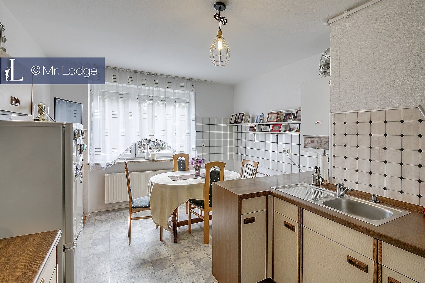Etagenwohnung mit 2 Zimmern | München-Am Hart | 1701ML2 | Großer Essbereich