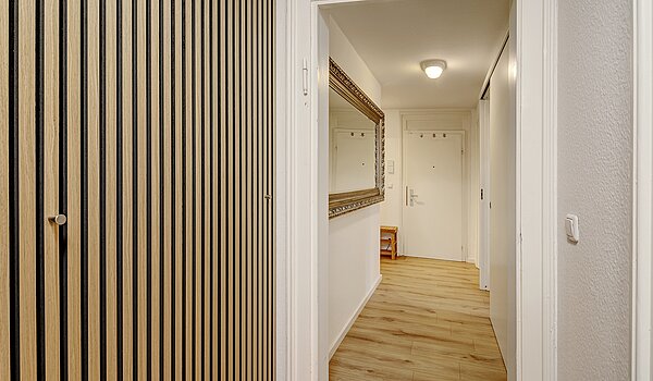 Dachgeschosswohnung mit 4.5 Zimmern | München-Ludwigsvorstadt | 70461 | Diele 1