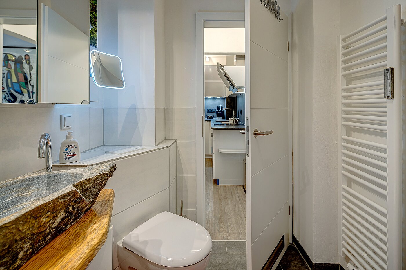 Etagenwohnung mit 1 Zimmer | München-Nymphenburg | 70091 | Bad mit...