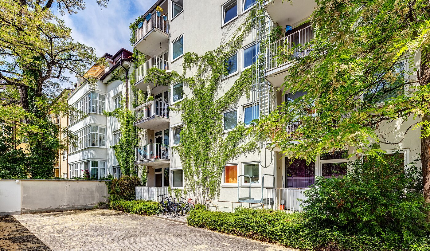 Etagenwohnung mit 1.5 Zimmern | 70127