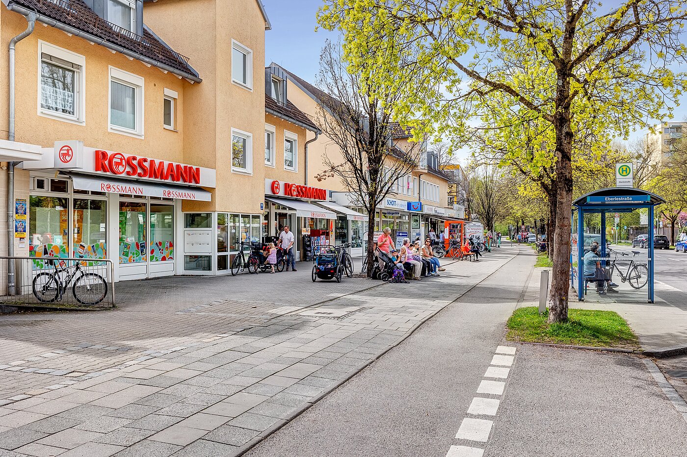 Doppelhaushälfte mit 4 Zimmern | München-Solln | 70120 | Ortszentrum