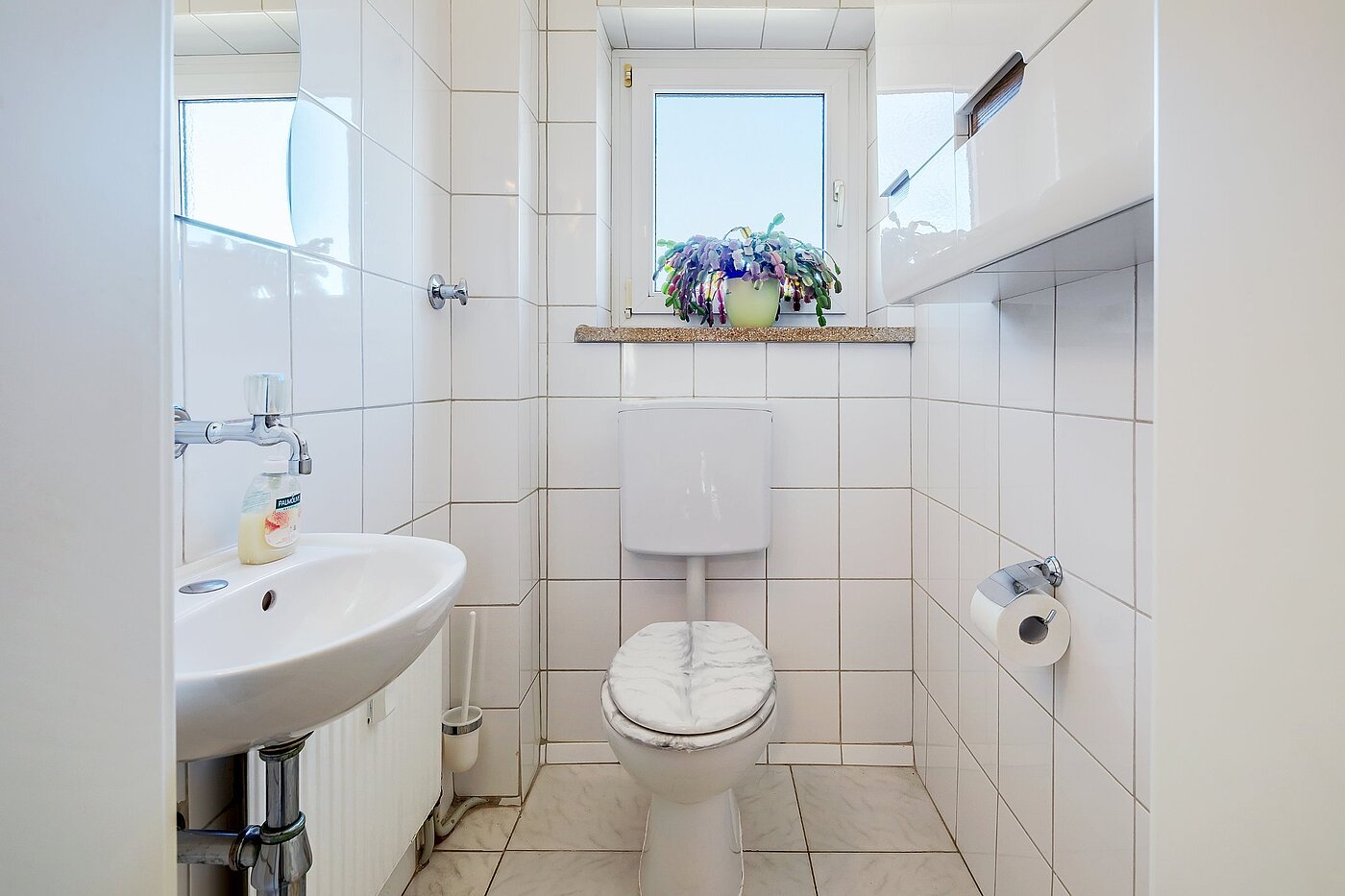 Etagenwohnung mit 4 Zimmern | München-Berg am Laim | 2002ML3 | Gäste-WC