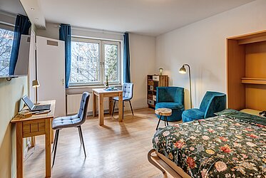 Schwabing-West: Befristet vermietetes Apartment in guter Lage
