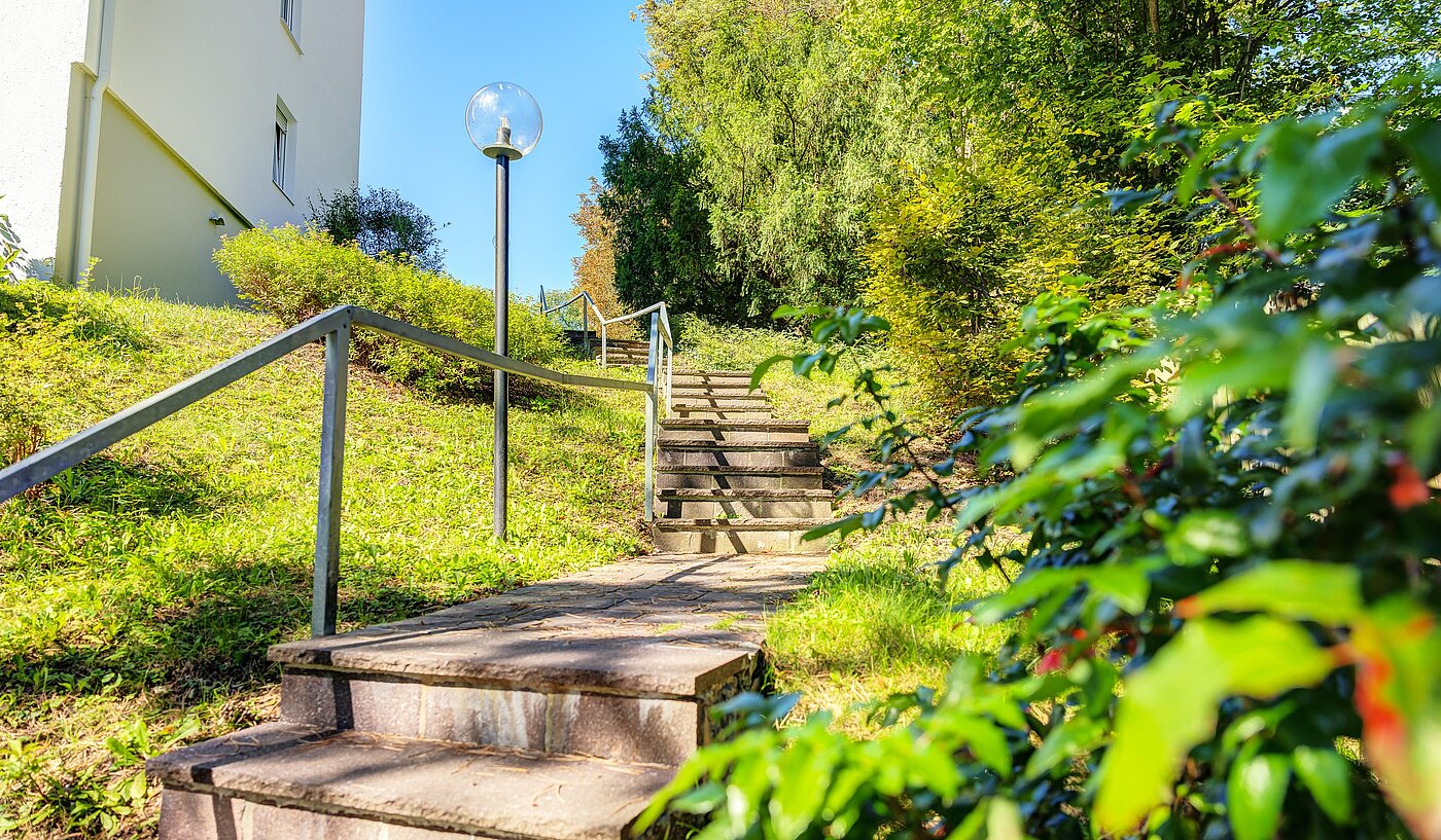 Etagenwohnung mit 3.5 Zimmern | 70284 | Ruhige Lage