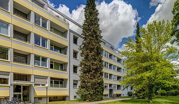 Terrassenwohnung mit 3.5 Zimmern | München-Berg am Laim | 704511 | Gebäudeansicht
