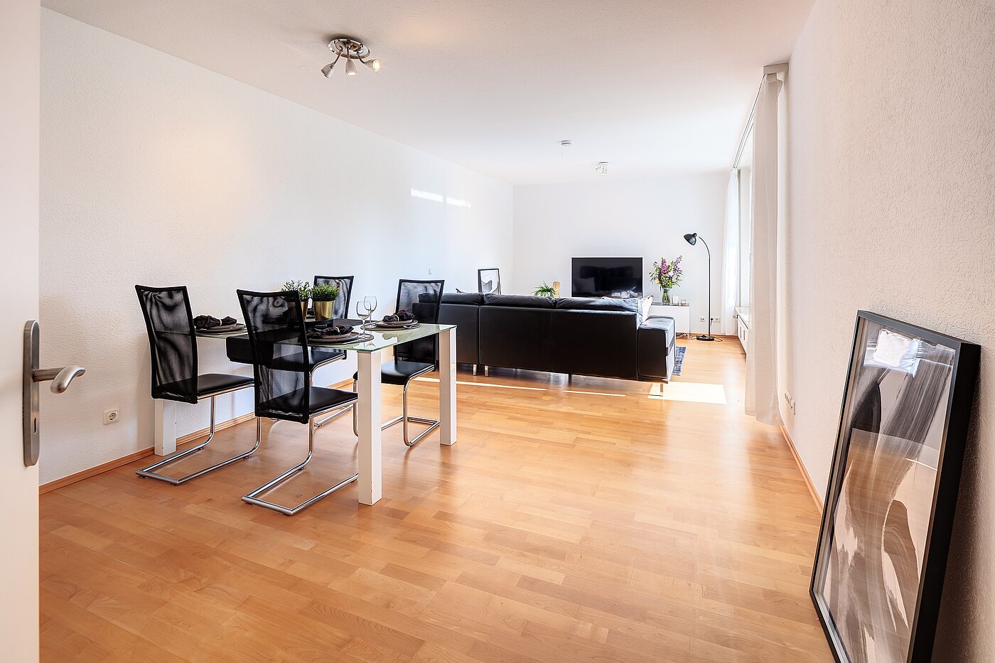 Etagenwohnung mit 3 Zimmern | München-Oberföhring | 70246 | ...und Platz zum Essen