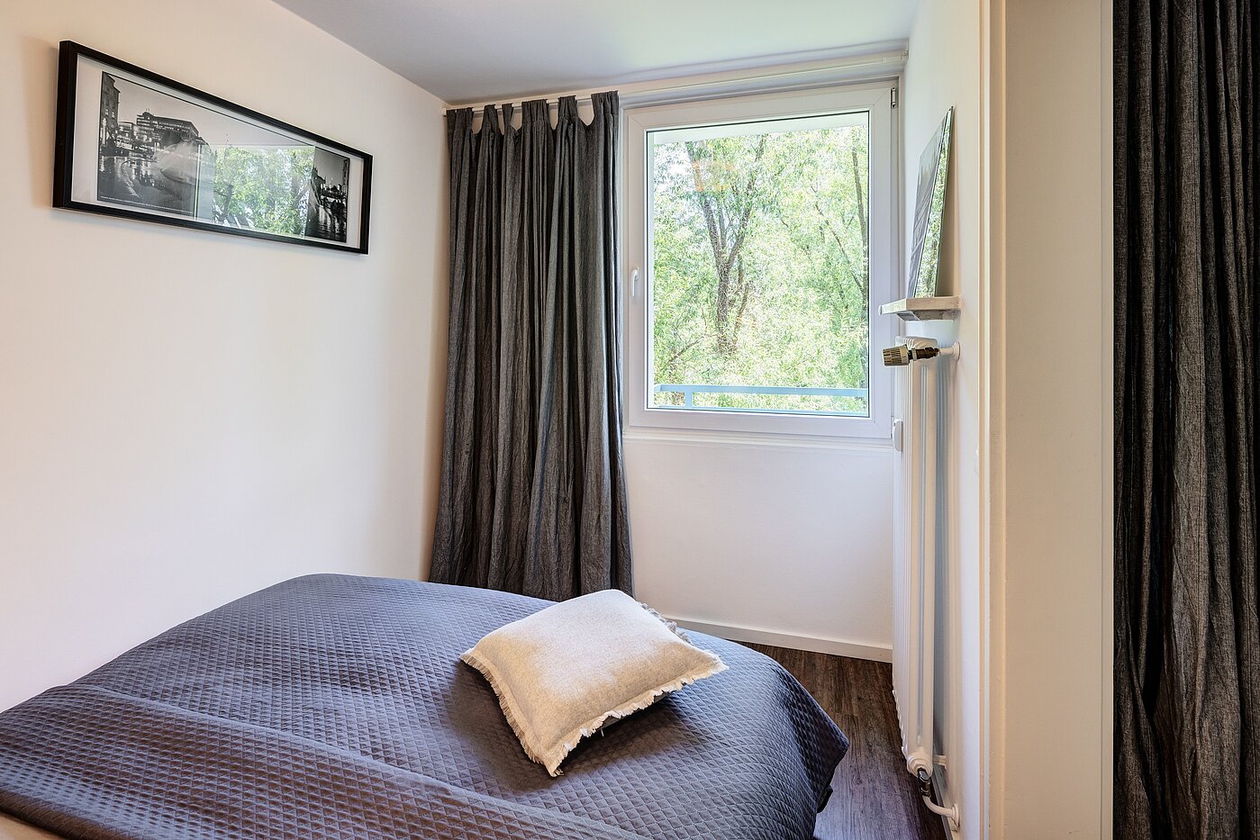 Etagenwohnung mit 2 Zimmern | München-Bogenhausen | 70142 | Separates...
