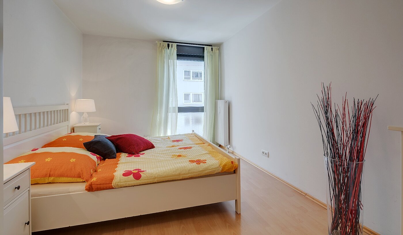 Etagenwohnung mit 2 Zimmern | München-Isarvorstadt | 1804ML1 | ...Schlafzimmer