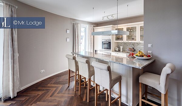 Etagenwohnung mit 4 Zimmern | München-Berg am Laim | 1803ML3 | Theke