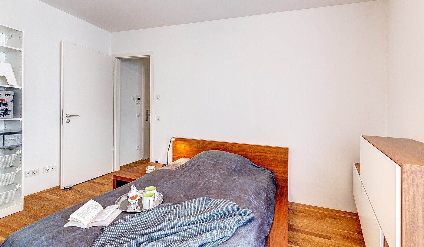 Etagenwohnung mit 2 Zimmern | Freising | 70156 | Schlafzimmer mit...