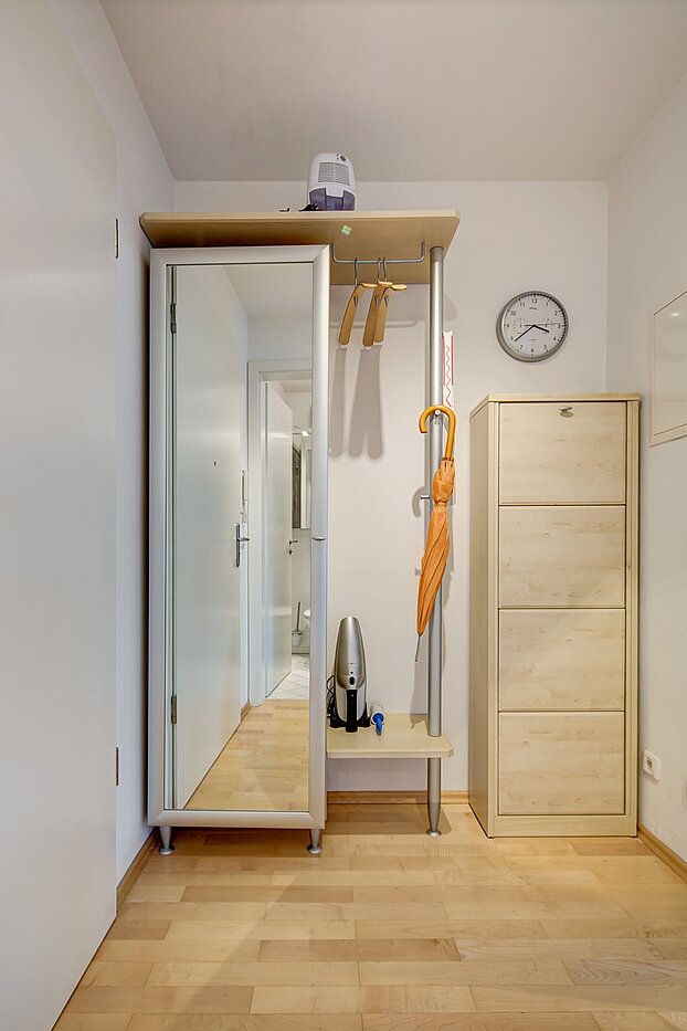 Etagenwohnung mit 1 Zimmer | München-Isarvorstadt | 2104ML6 | Diele mit Stauraum