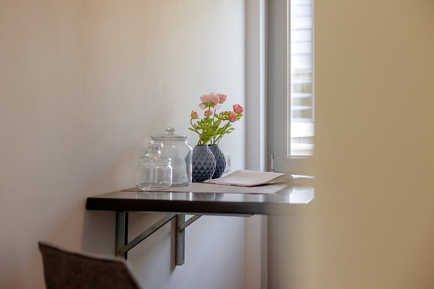 Etagenwohnung mit 2 Zimmern | München-Thalkirchen | 2107ML2 | Tisch für d. Kaffee am Morgen
