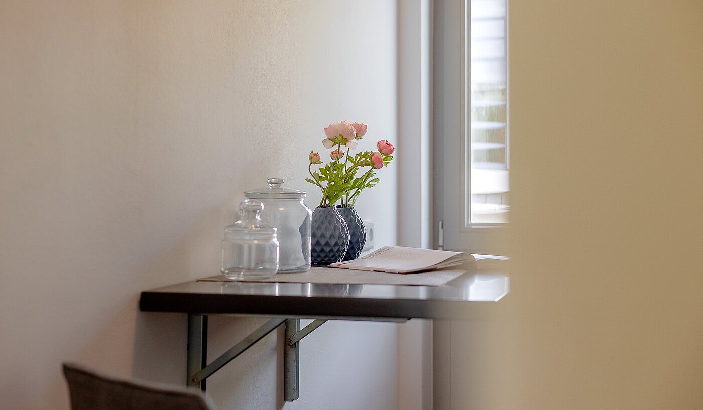 Etagenwohnung mit 2 Zimmern | München-Thalkirchen | 2107ML2 | Tisch für d. Kaffee am Morgen