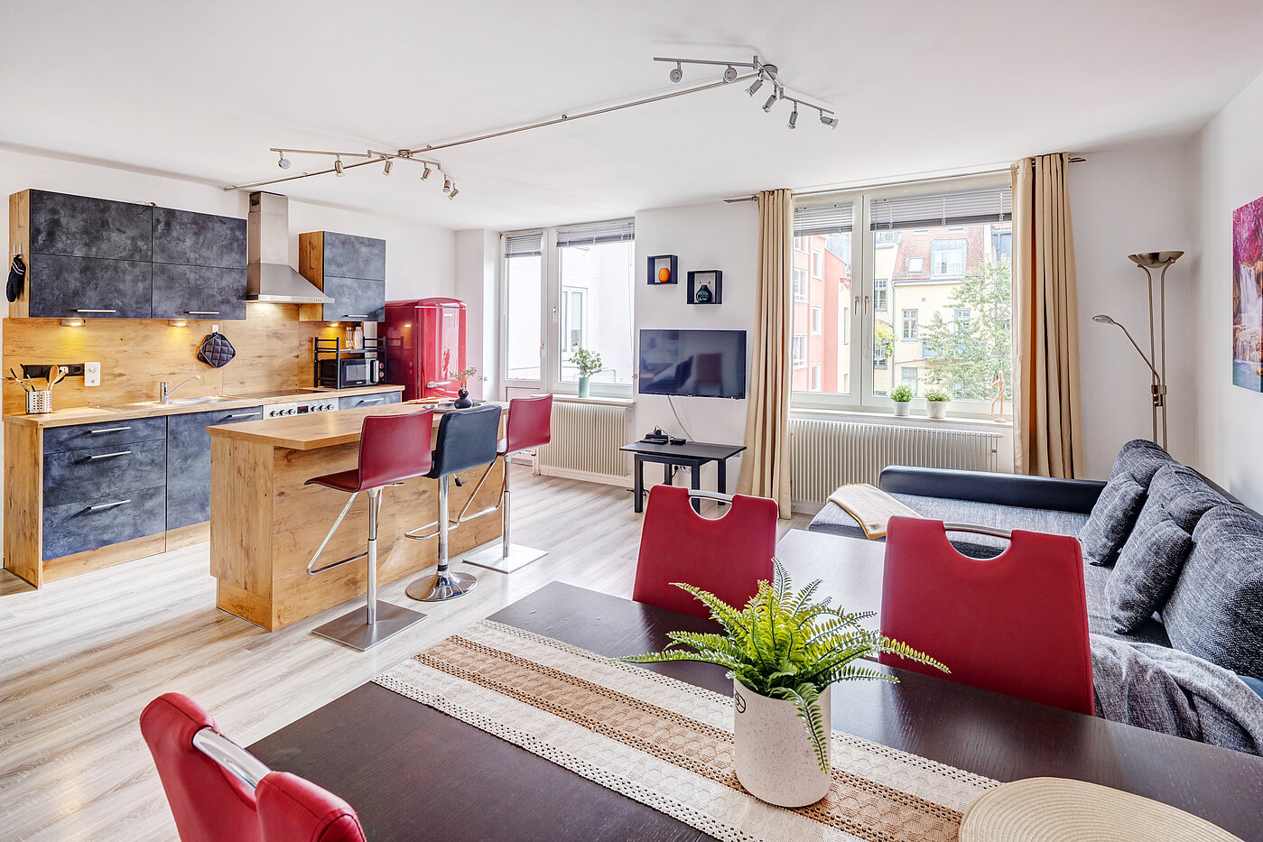 Etagenwohnung mit 3 Zimmern | München-Schwabing | 70292