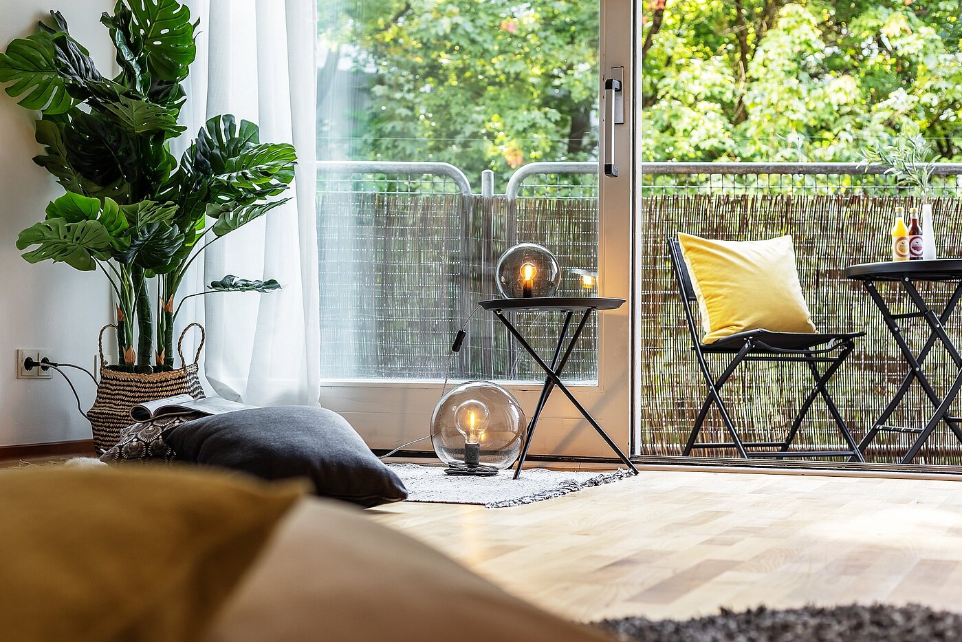 Etagenwohnung mit 2 Zimmern | München-Schwabing | 2109ML3 | Große Fensterfront
