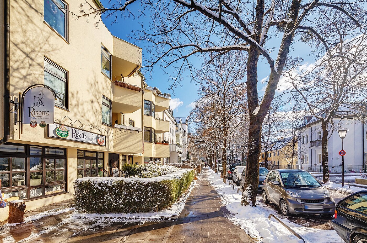 Etagenwohnung mit 2 Zimmern | München-Nymphenburg | 2101ML6 | Gegenüber