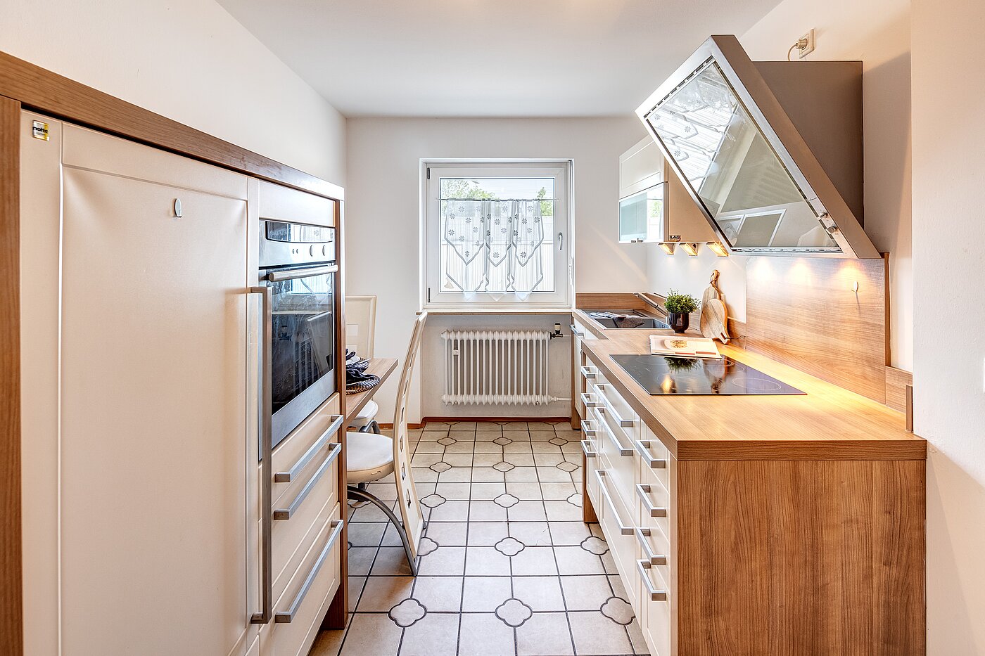 Reihenmittelhaus mit 4 Zimmern | Maisach | 70125 | Küche...