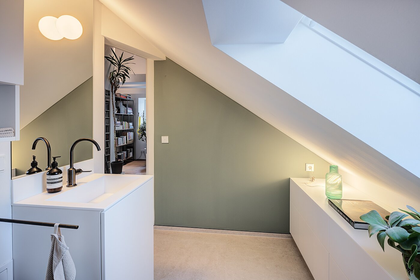 Reiheneckhaus mit 6 Zimmern | München-Trudering | 70191 | ...Waschtisch