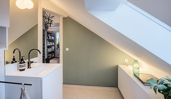 Reiheneckhaus mit 6 Zimmern | München-Trudering | 70191 | ...Waschtisch