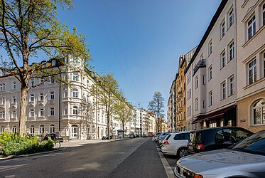 Isarvorstadt: Wunderschöne 3-Zimmer-Altbauwohnung