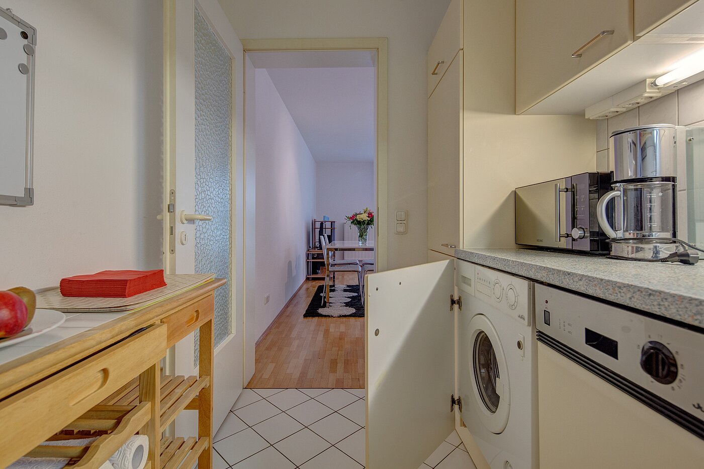 Etagenwohnung mit 2 Zimmern | München-Ramersdorf | 2207ML11 | ...Einbauküche und Waschmaschine