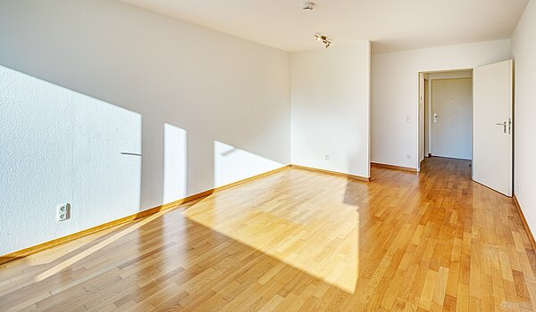 Apartment mit 2 Zimmern | München-Feldmoching | 70466 | Wohnzimmer