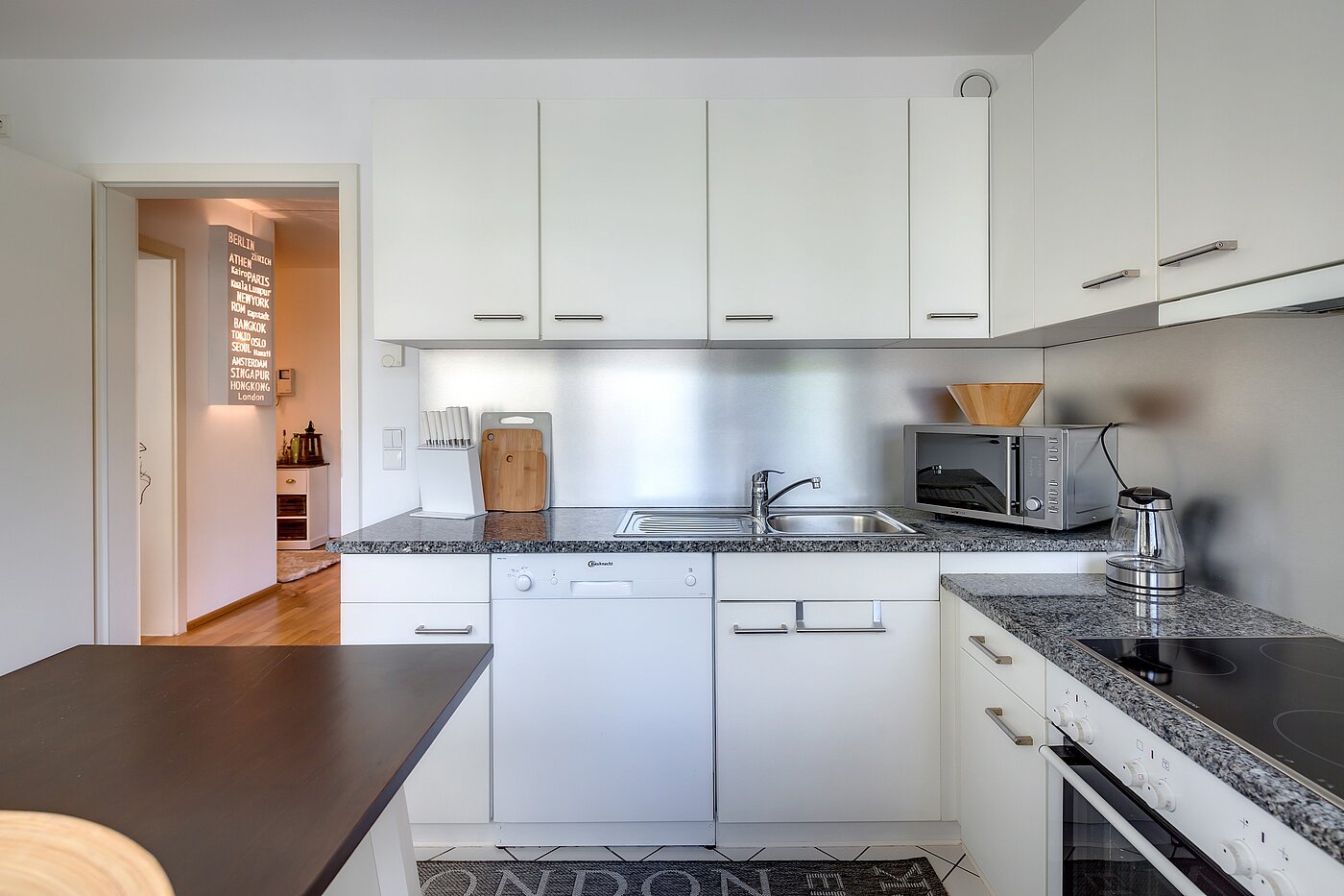 Etagenwohnung mit 3 Zimmern | München-Isarvorstadt | 70157 | Einbauküche...