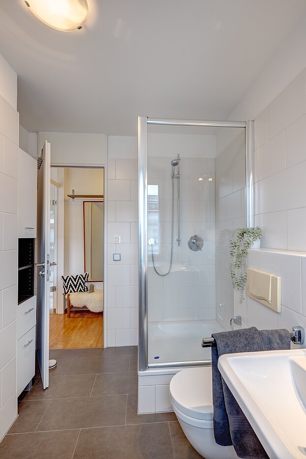 Apartment mit 1 Zimmer | München-Milbertshofen | 70188 | ...Dusche
