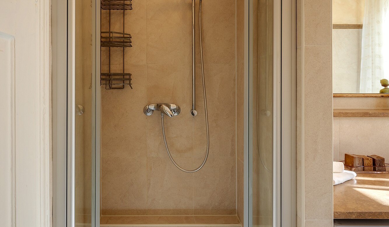 Etagenwohnung mit 5 Zimmern | München-Altstadt | 700121 | ...Dusche und...