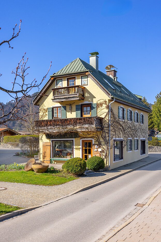 Mehrfamilienhaus mit 11 Zimmern | Rottach-Egern | 70215 | Denkmalgeschütztes Haus...